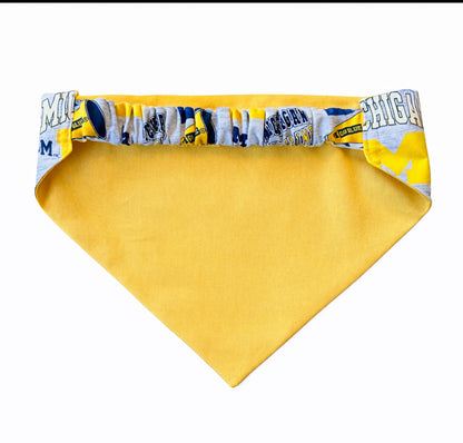 University of Michigan Dog Bandana With Scrunchy Elastic Collar